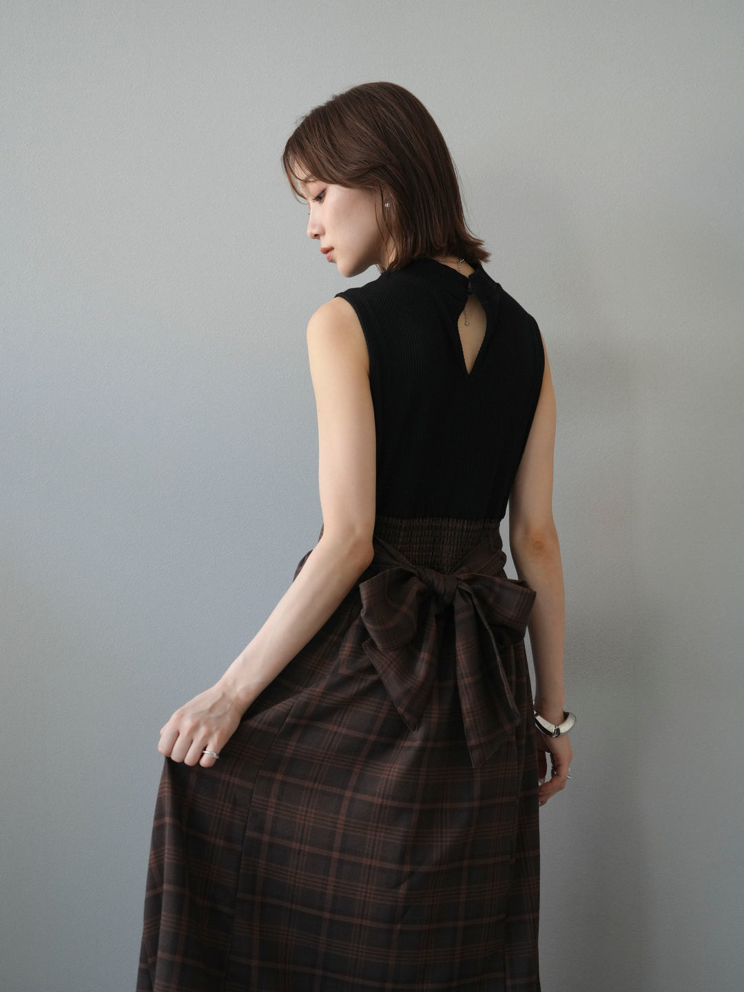 [予約]テレコ×チェックドッキングノースリワンピース/ブラック×ブラウン