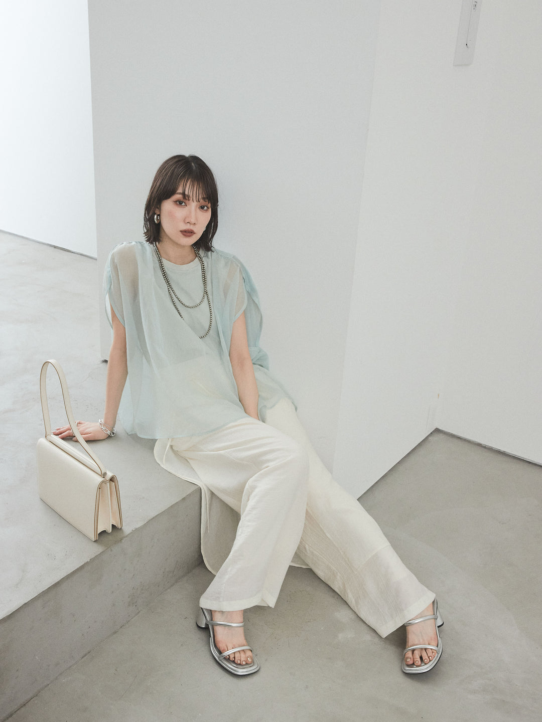 [SET]コンパクトスムースシアーレイヤードトップス+ワッシャーサテンレイヤードスカートパンツ(2set)