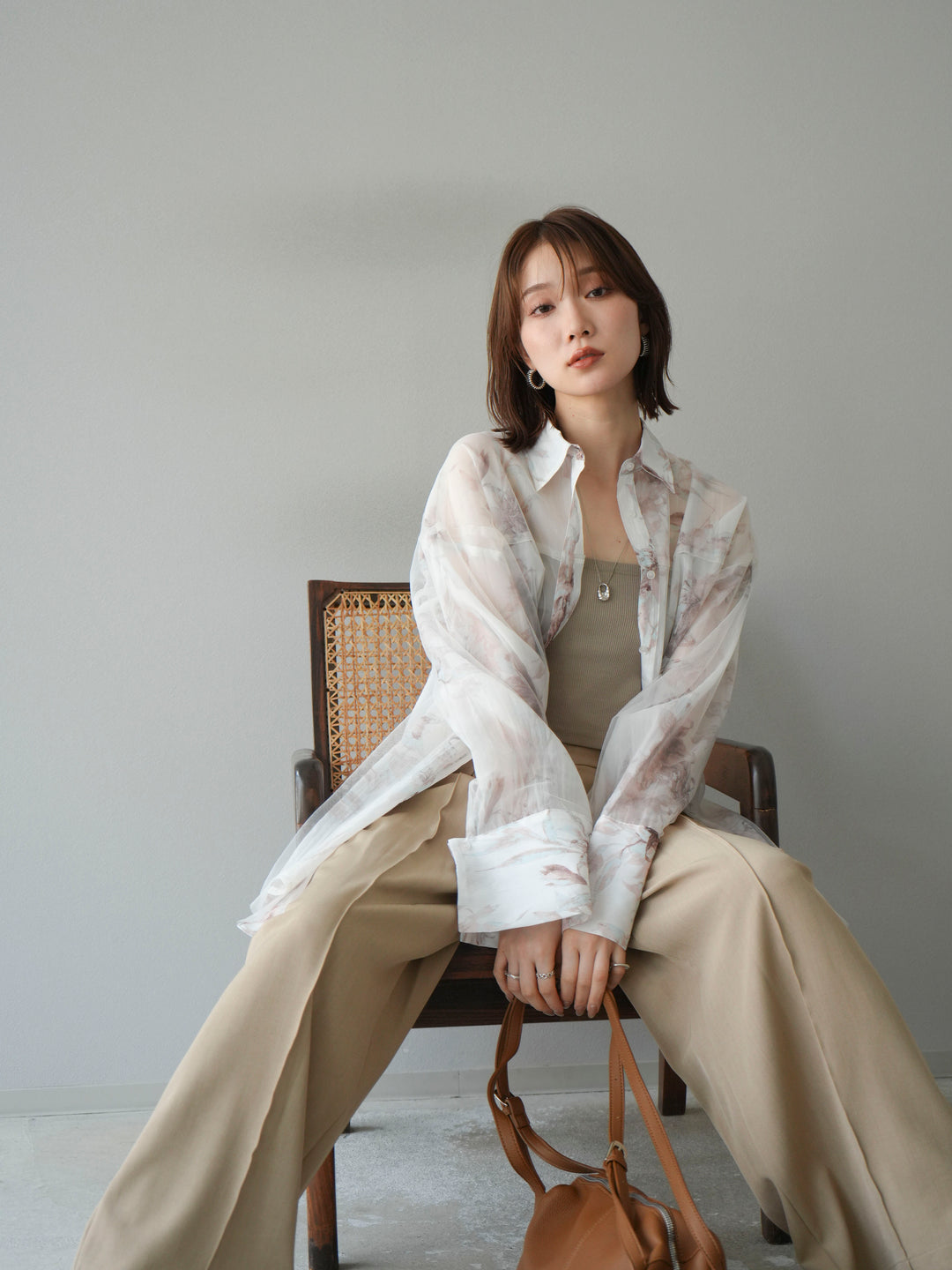 [予約]チュールドッキングフラワー柄オーバーサイズシャツ/オフ