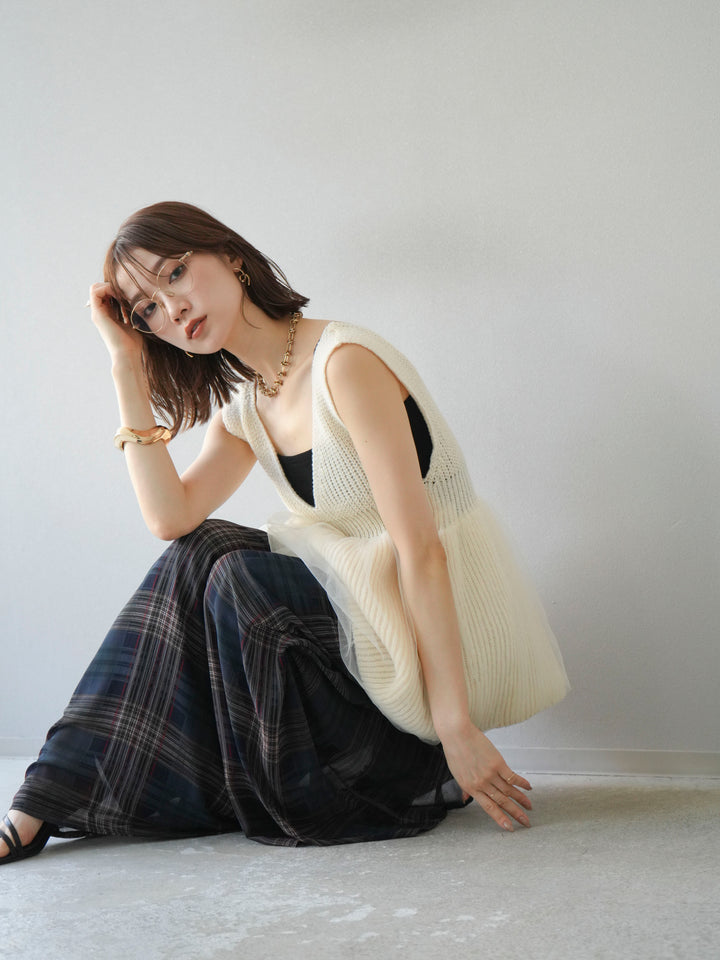 [予約]チュールレイヤードペプラムニットベスト/アイボリー