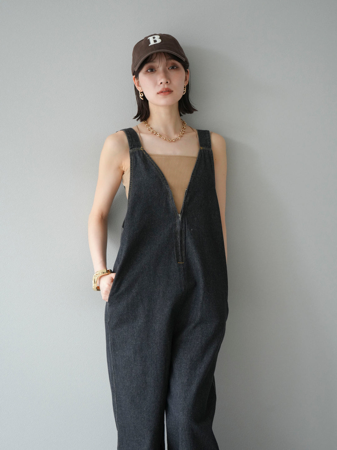 [予約]フロントZIP Vネックデニムサロペット/ブラック