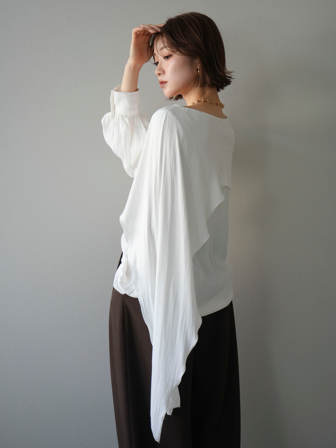 [予約]シルキードレープブラウス/white