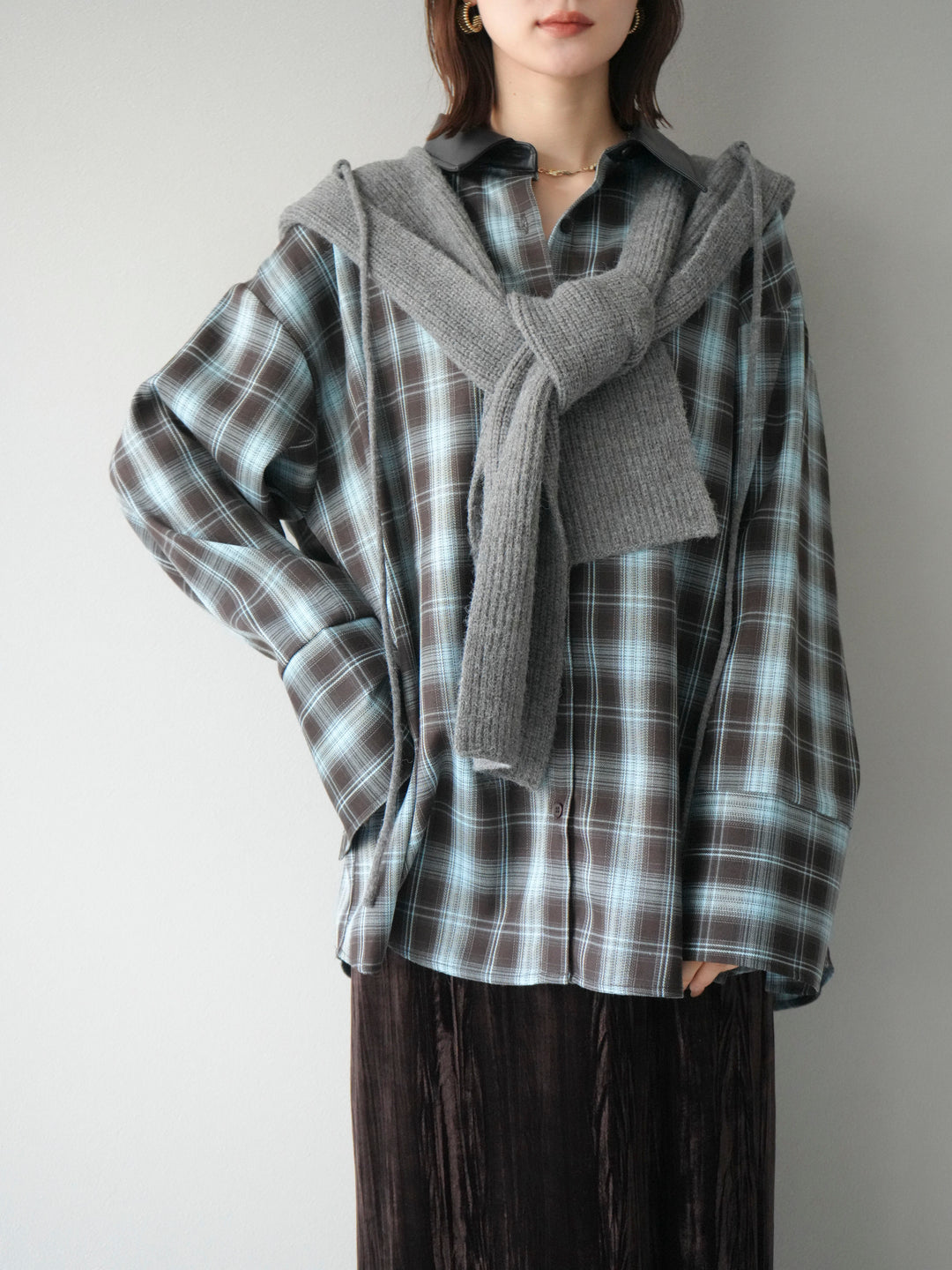 [予約]レザー襟オンブレチェックオーバーシャツ /ブルー