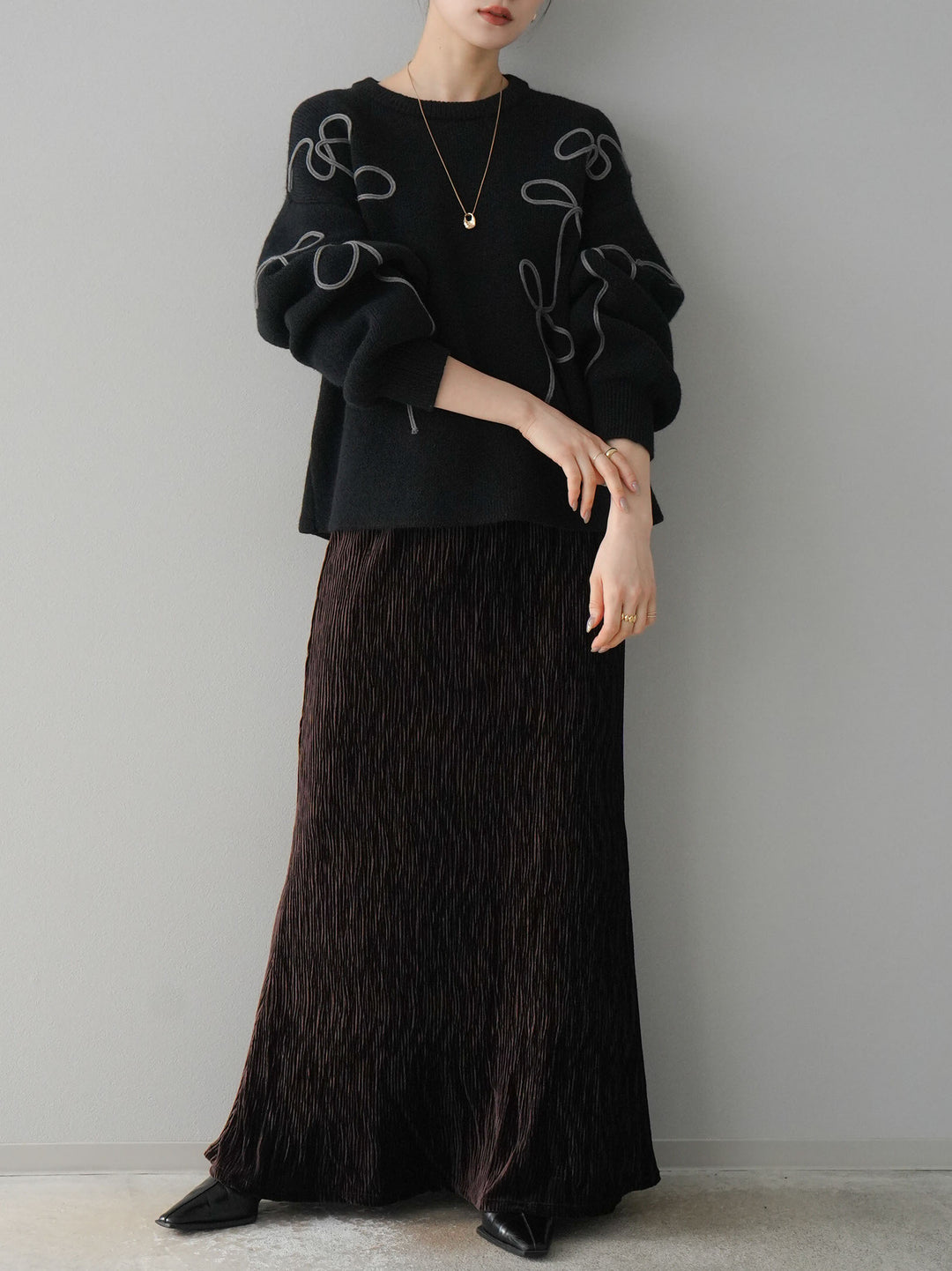 [予約]コード刺繍ルーズニットプルオーバー/ブラック