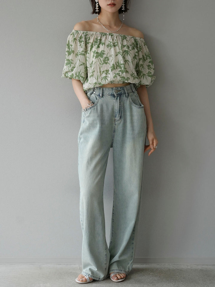 [Pre-order] Washer Flower Pattern Off-Shoulder Blouse/Green