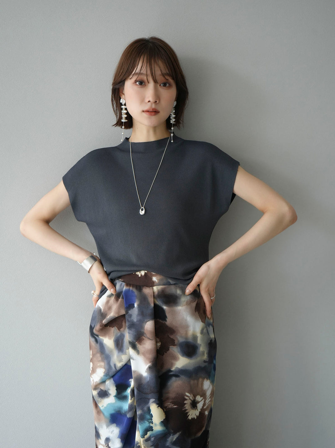 [Pre-order] Petite Neck Side Shirring Summer Knit Top/Gray