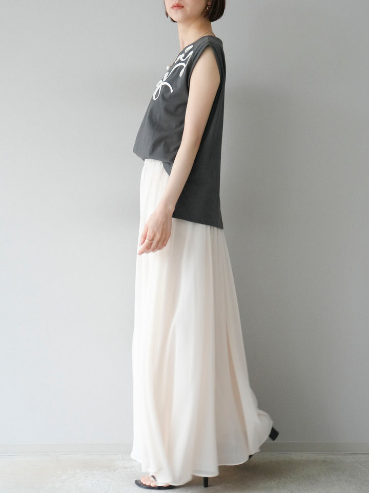 [SET] 繩繡法式袖T卹+雪紡喇叭裙（2件組）