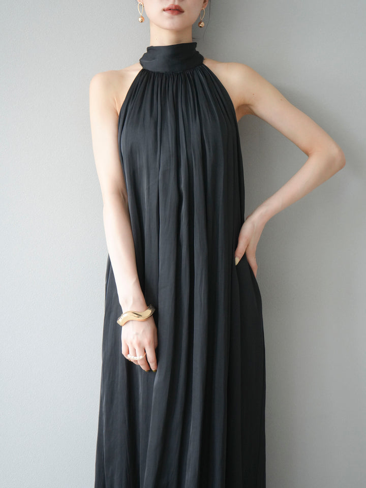 [予約]シャイニーホルターワンピース/ブラック