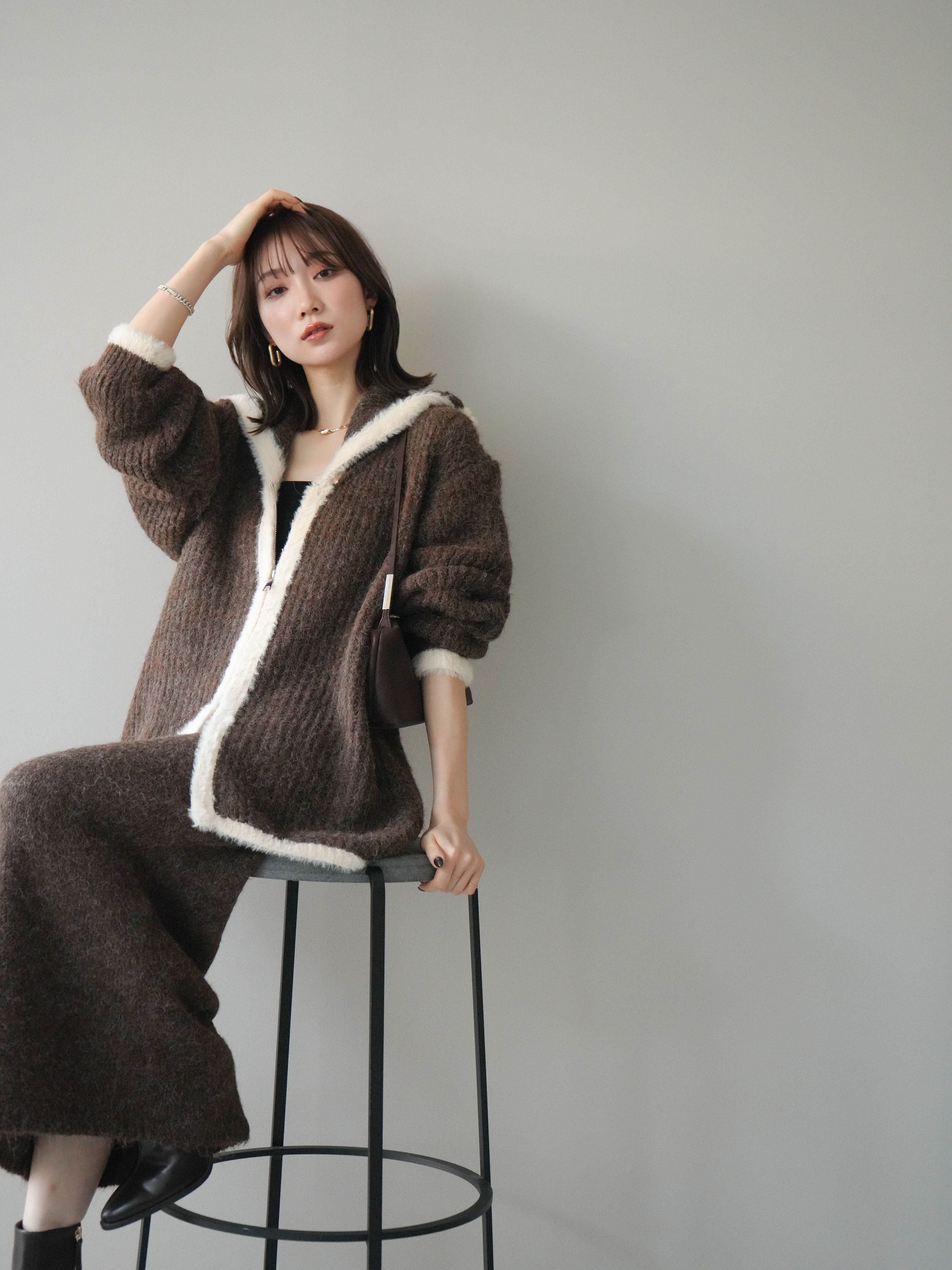 【新作 / 現行品】'Lumier’ パーカ / 153559 489Y Swiss Tech LED Lantern, 2000 Lumen, Rechargeable, Bluetooth