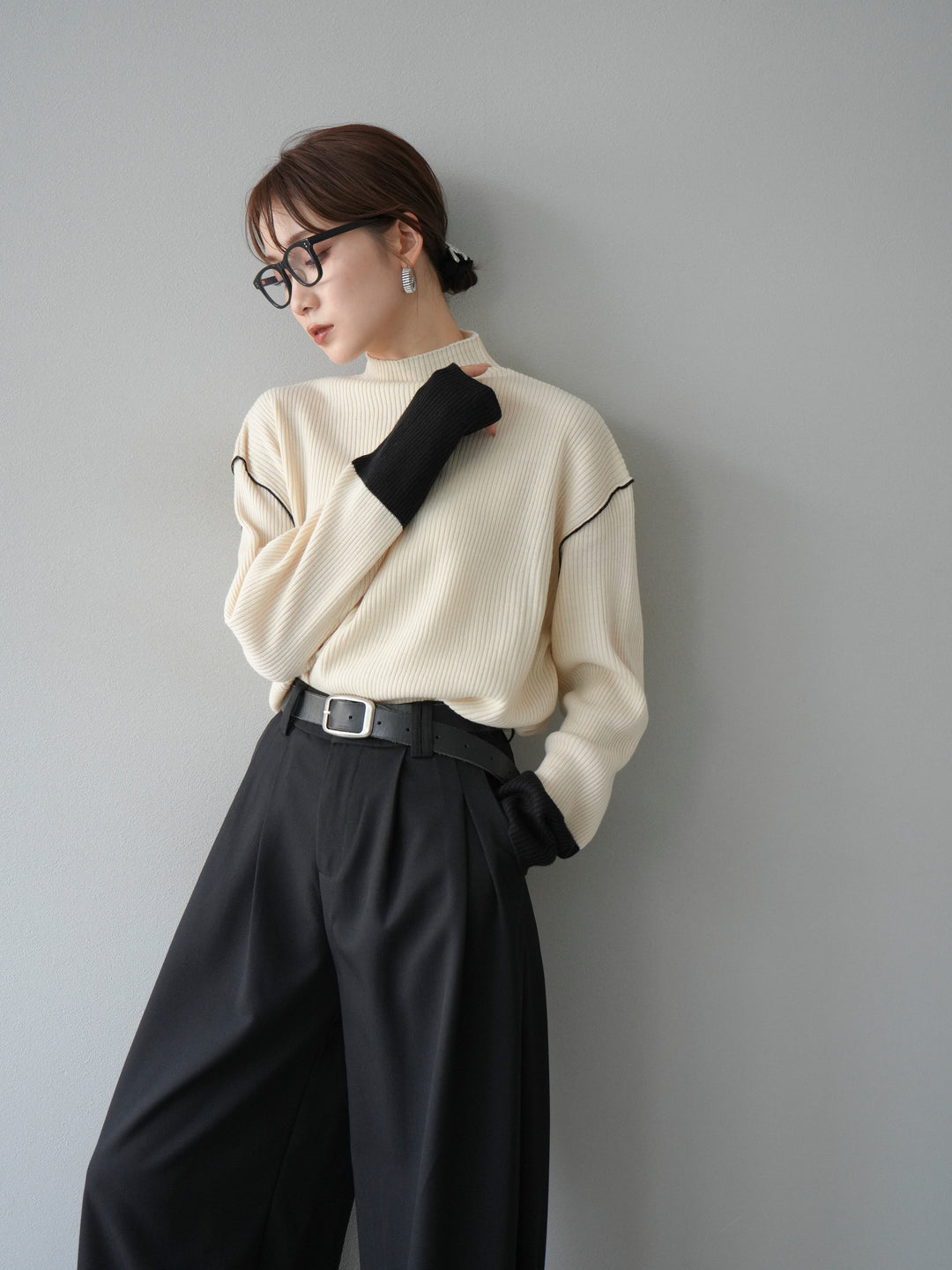 [予約]ボトルネック配色リブニットプルオーバー/エクリュ×ブラック