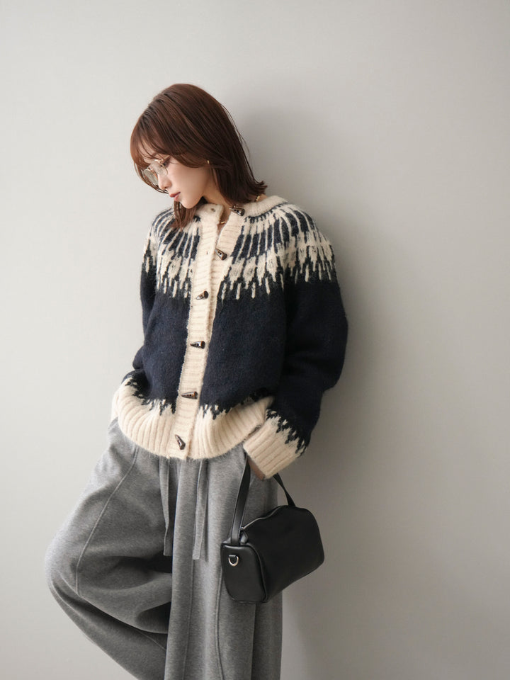 [SET]トグルボタン求心柄ニットカーディガン+トグルボタン求心柄ニットカーディガン(2set)