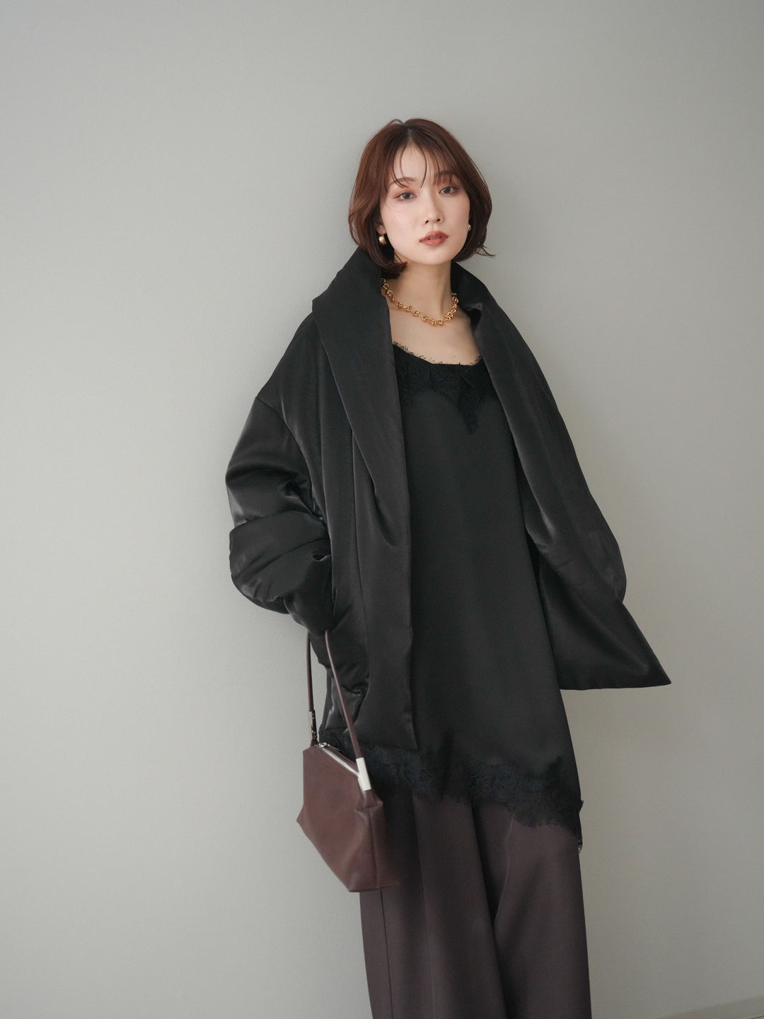 [20%オフ]シャイニーアシンメトリーダウンジャケット/black