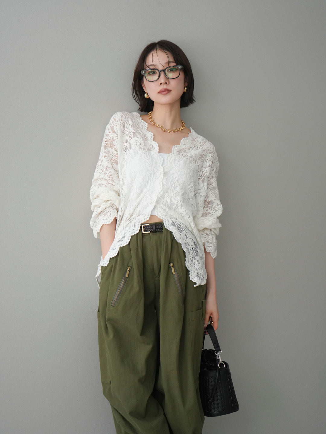 [予約]Vネックレースブラウス/white