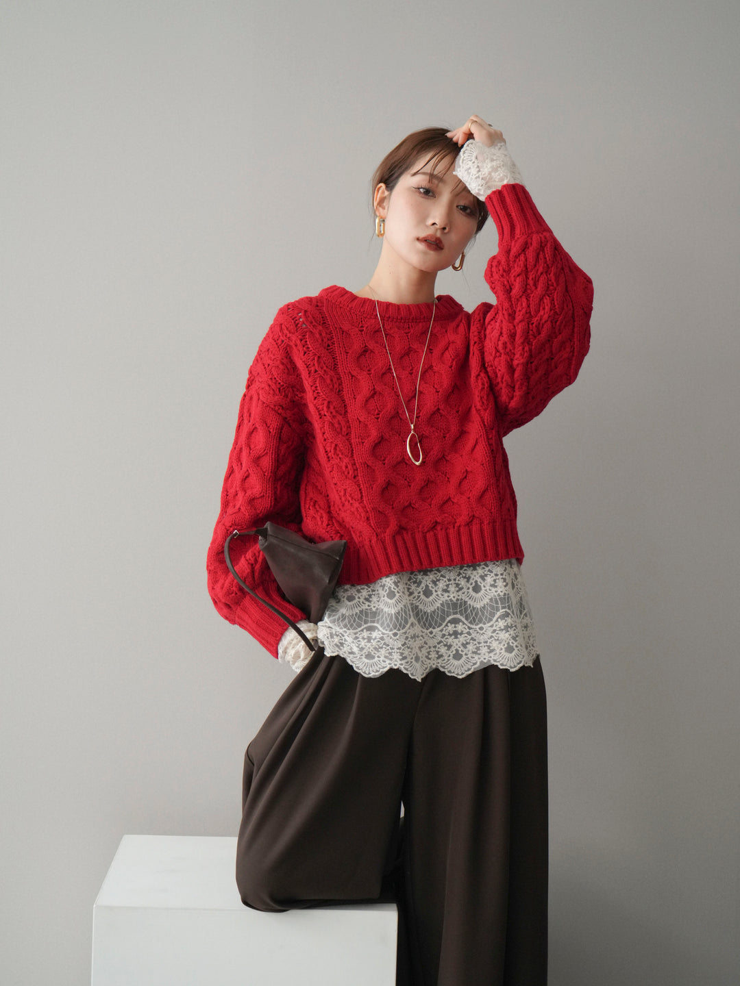 [予約]バルキーケーブルクロップドニットプルオーバー/red