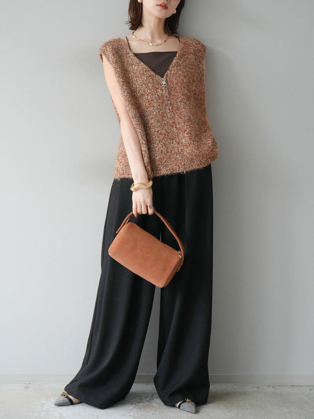 [預購] 皮帶環設計寬褲/黑色