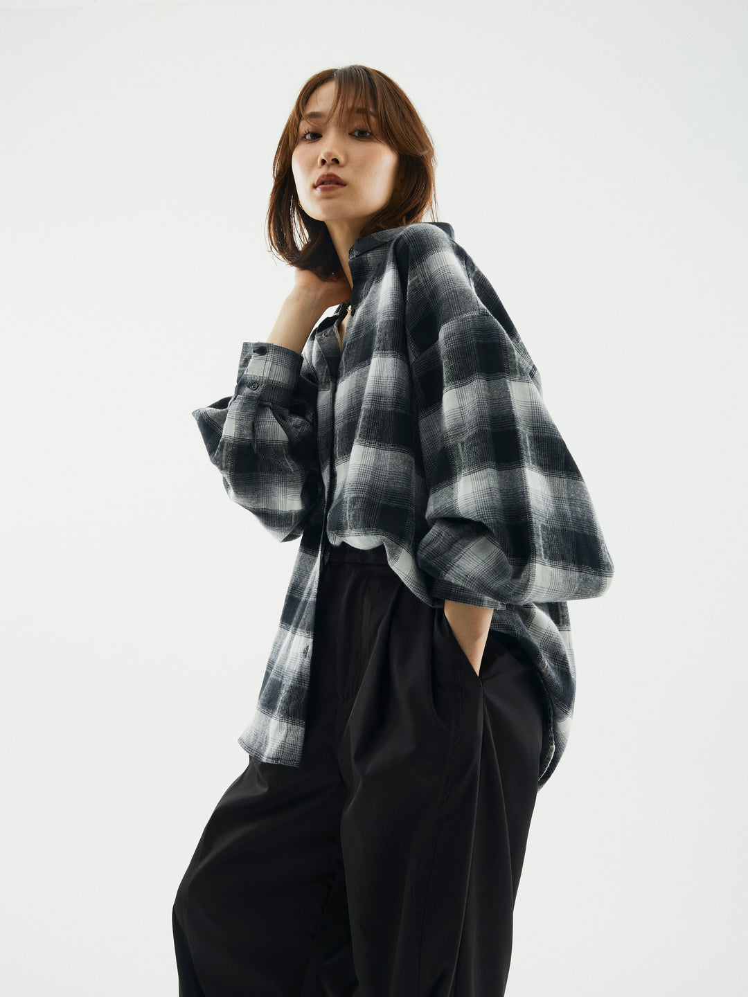 【Allure】[SET]オンブレチェックオーバーシャツ+タフタワイドカーブパンツ(2set)