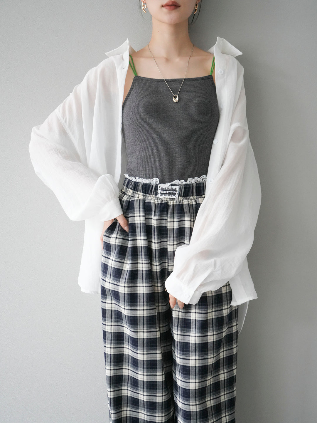 [予約]バイカラーストラップカップ付キャミソール/グレー