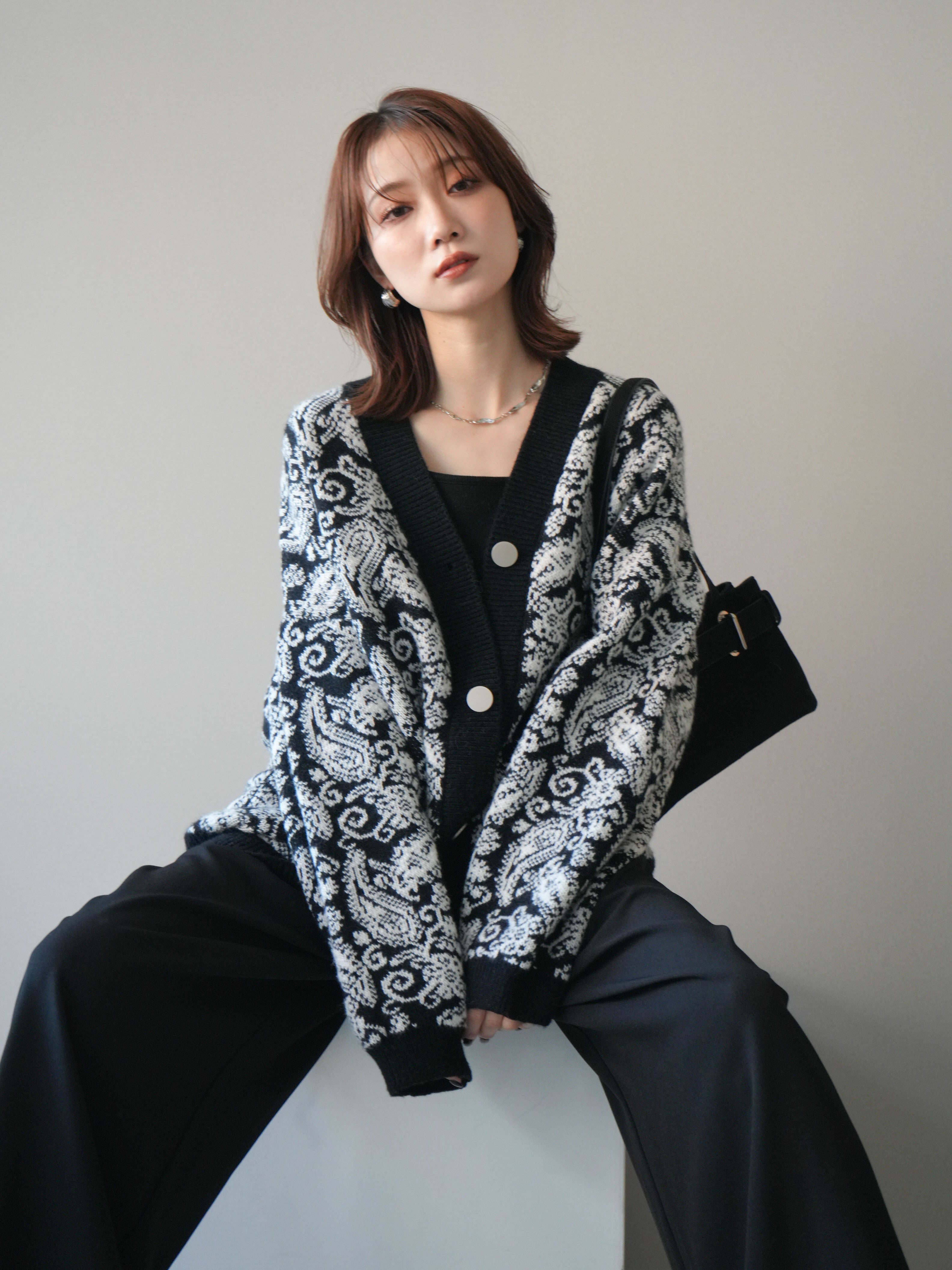予約]ペイズリー柄ニットカーディガン/black – Lumier