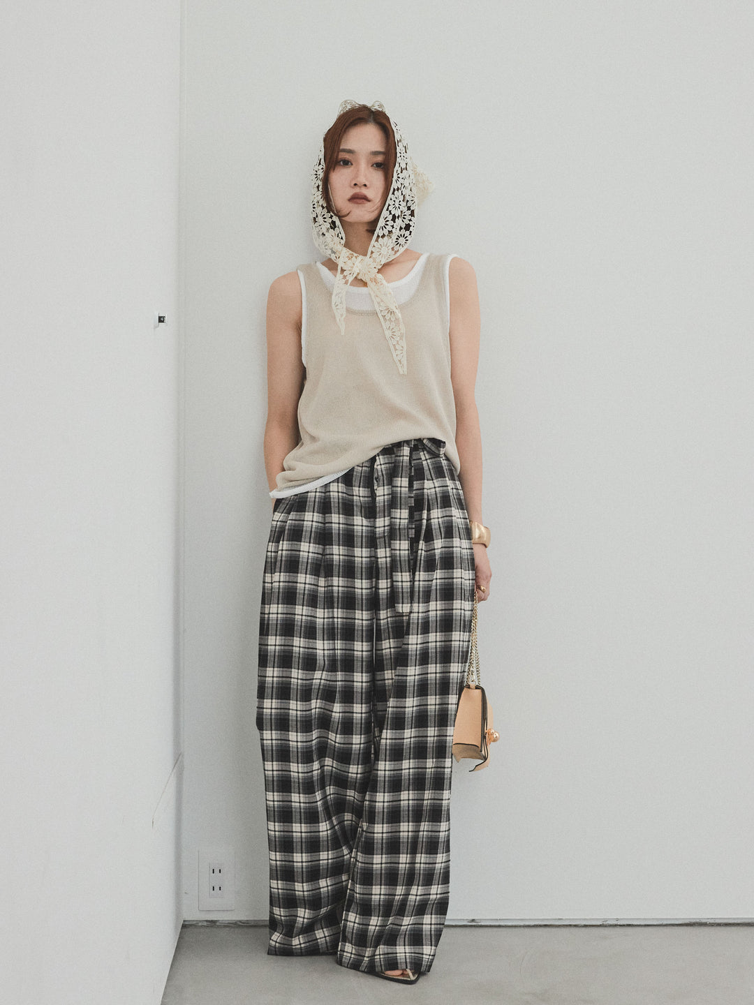 【預購】雙色疊層針織背心/米色