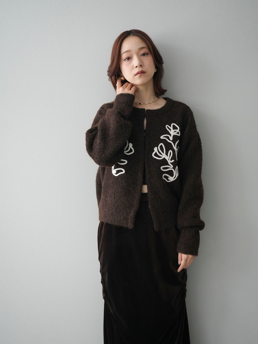 [SET]テープ刺繍ホック開きブークレニットカーディガン+選べるアクセセット(2set)