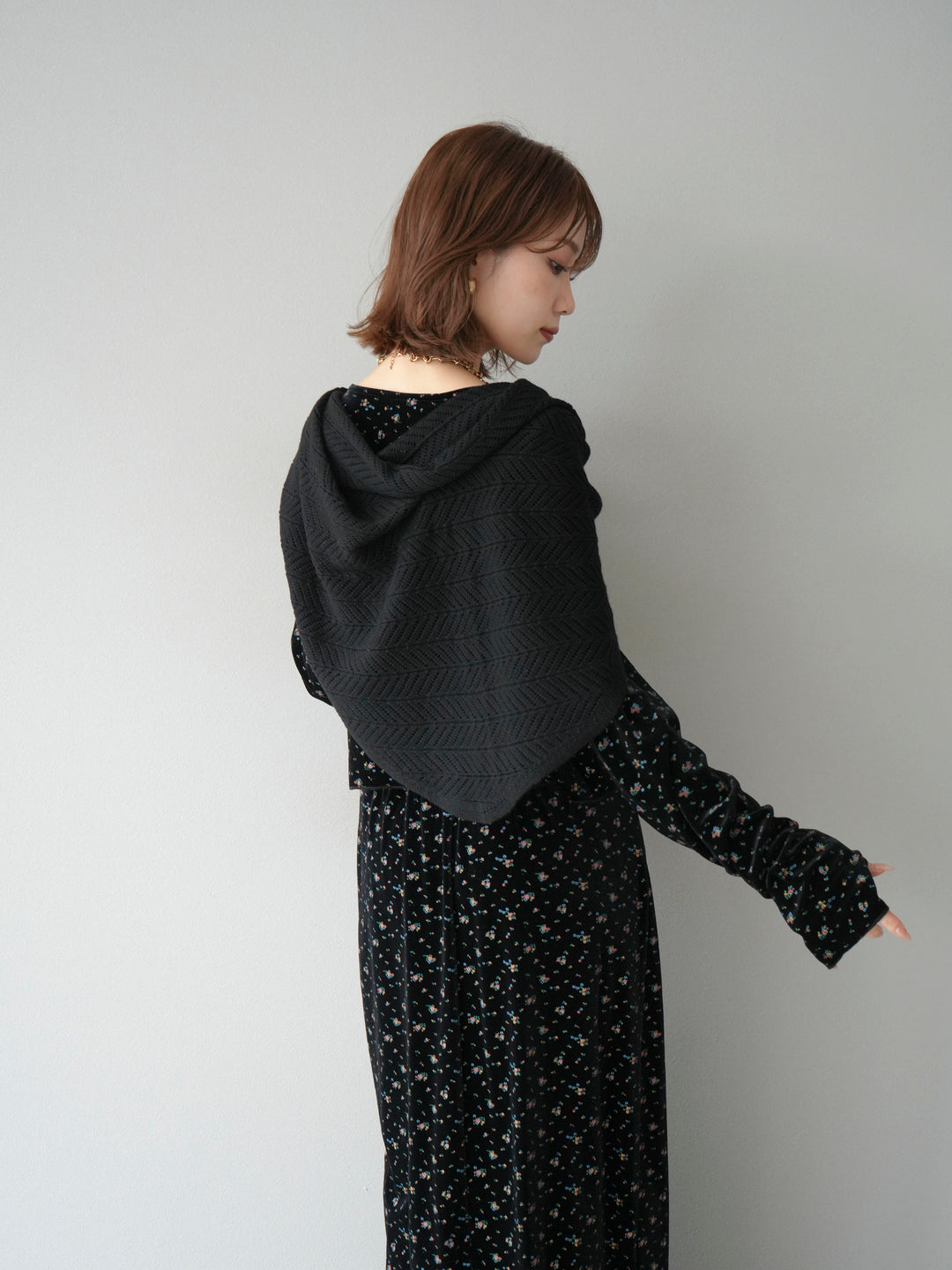 [SET]ベロアフラワープリントカーディガン+ベロアフラワープリントIラインスカート(2set)