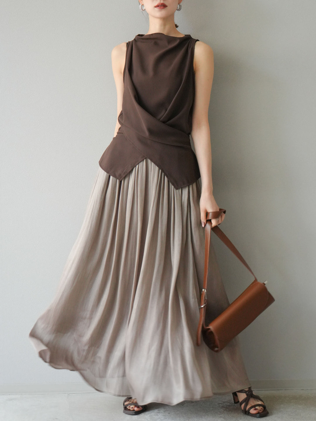 [SET]ノースリーブトップス＆シャイニーフレアスカートSET UP/(2set)