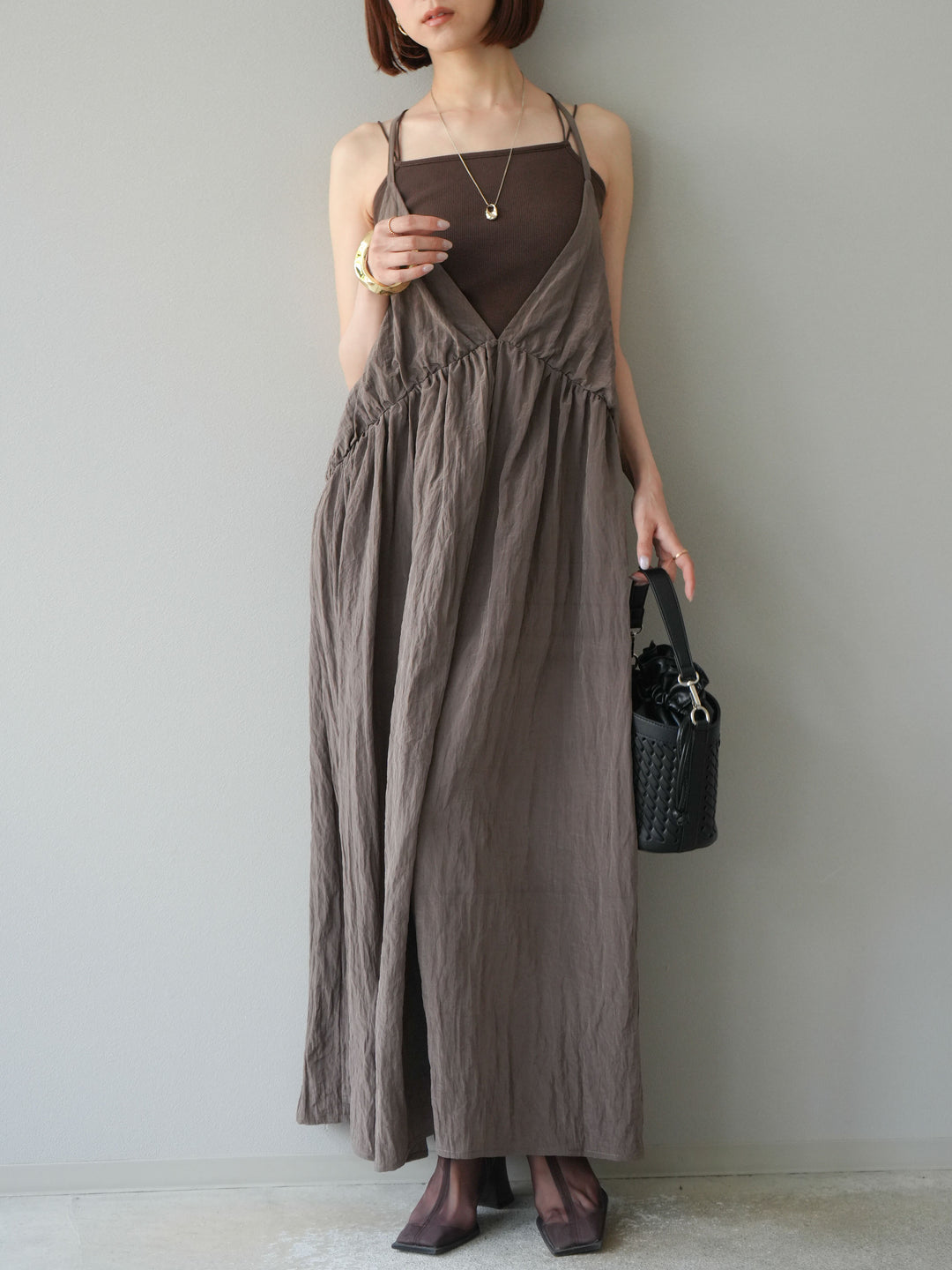 [予約]シボ加工シャイニーキャミワンピース/ブラウン