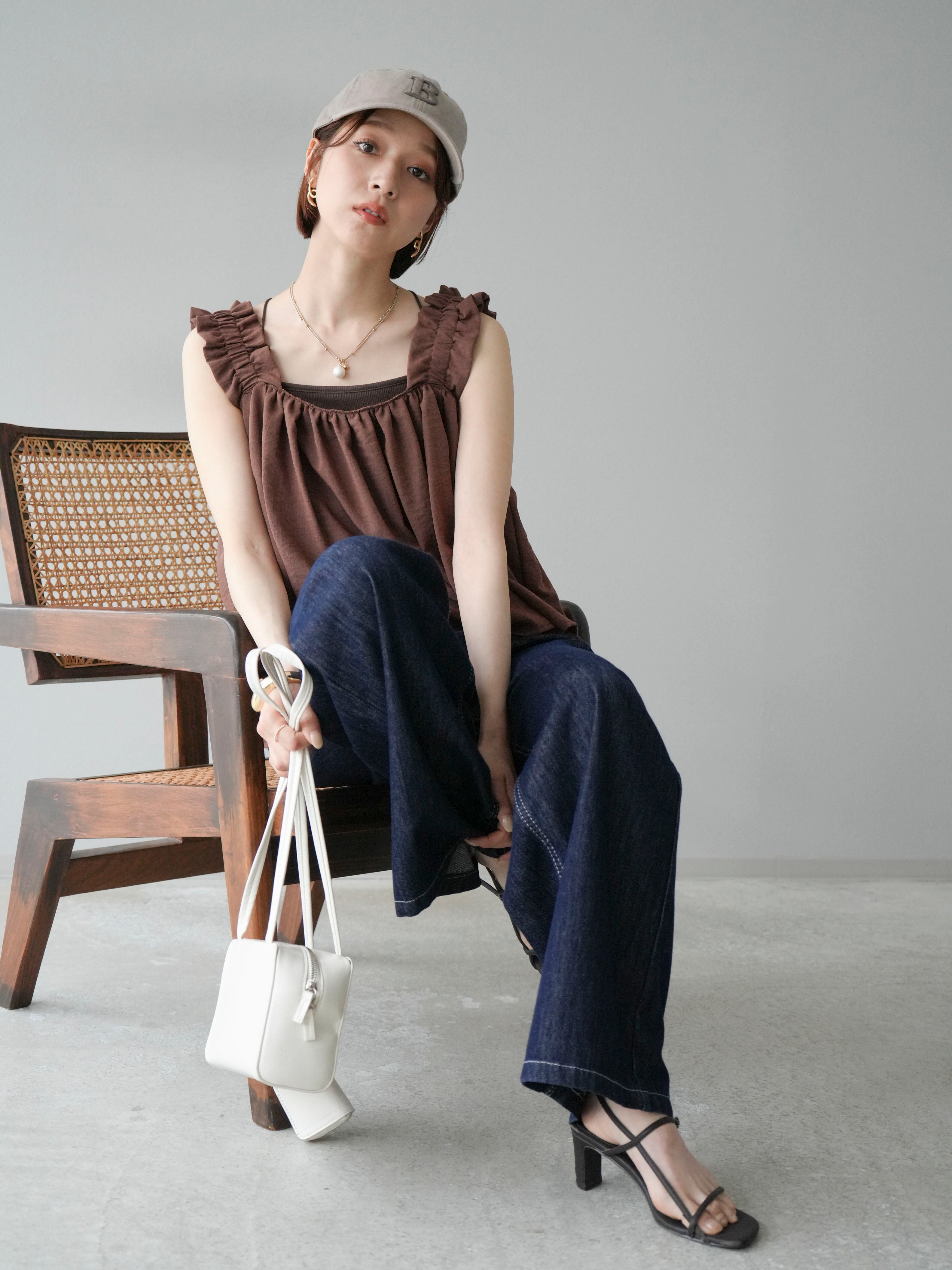 予約]ギャザーショルダーフレアタンクトップ/ブラウン – Lumier