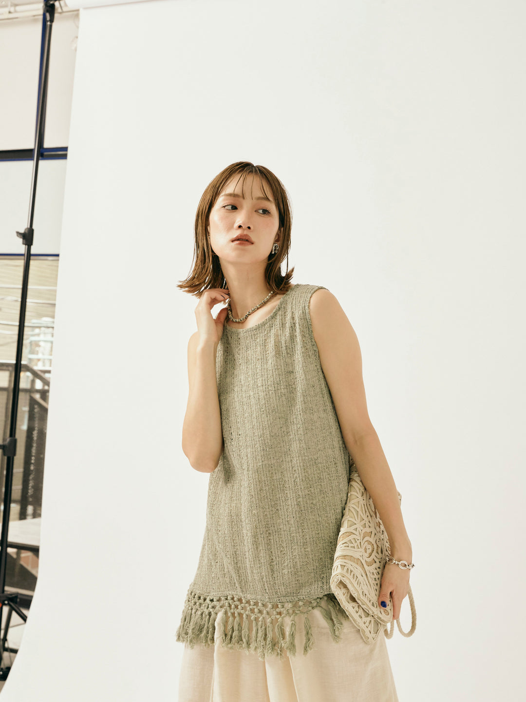 [予約]フリンジ透かし編みニットベスト/カーキ