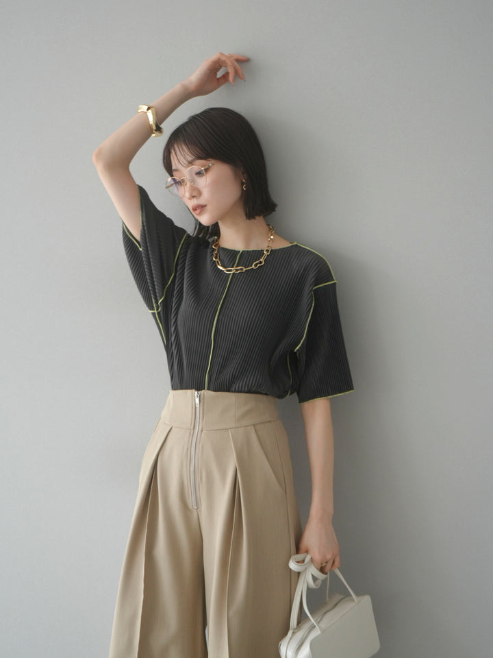 [予約]配色メロープリーツハーフスリーブトップス/ブラック