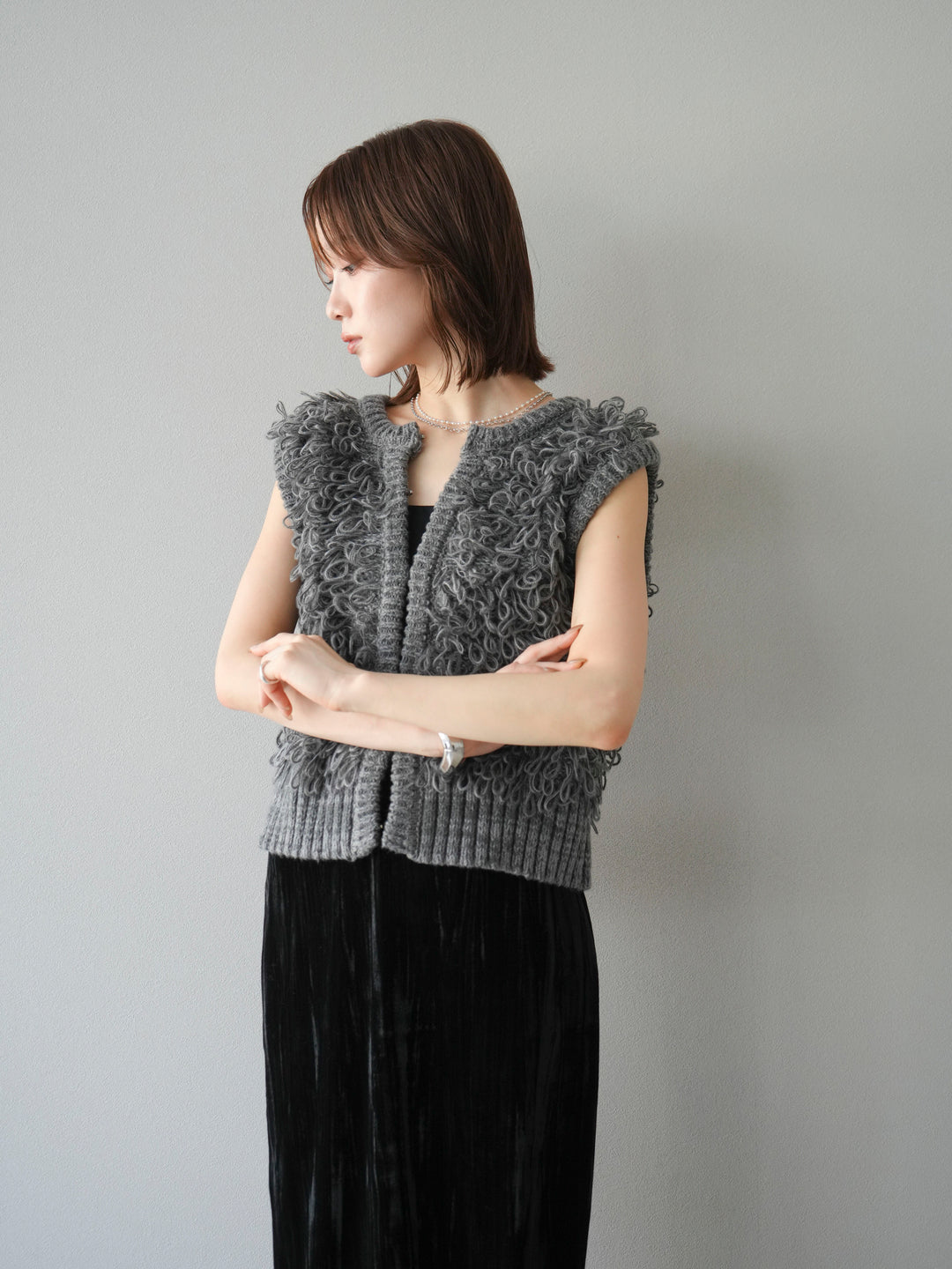 [SET]レザー襟オンブレチェックオーバーシャツ +ループデザインホックベスト +クラッシュベロアナロースカート(3set)