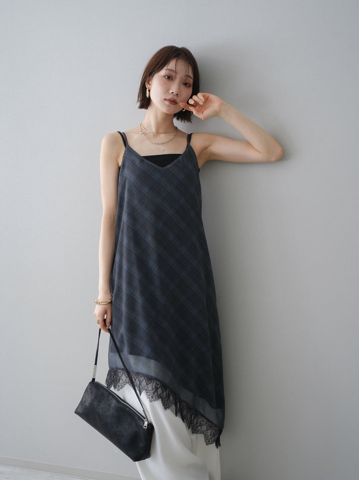 [予約]アシンメトリーチェック柄レースキャミソール/black