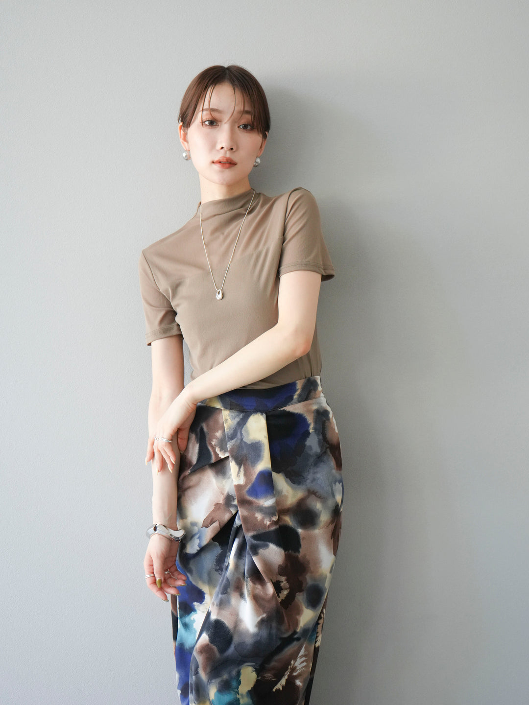 [SET] 透視半袖上衣 + 水彩印花褶襉I字裙 (2set)