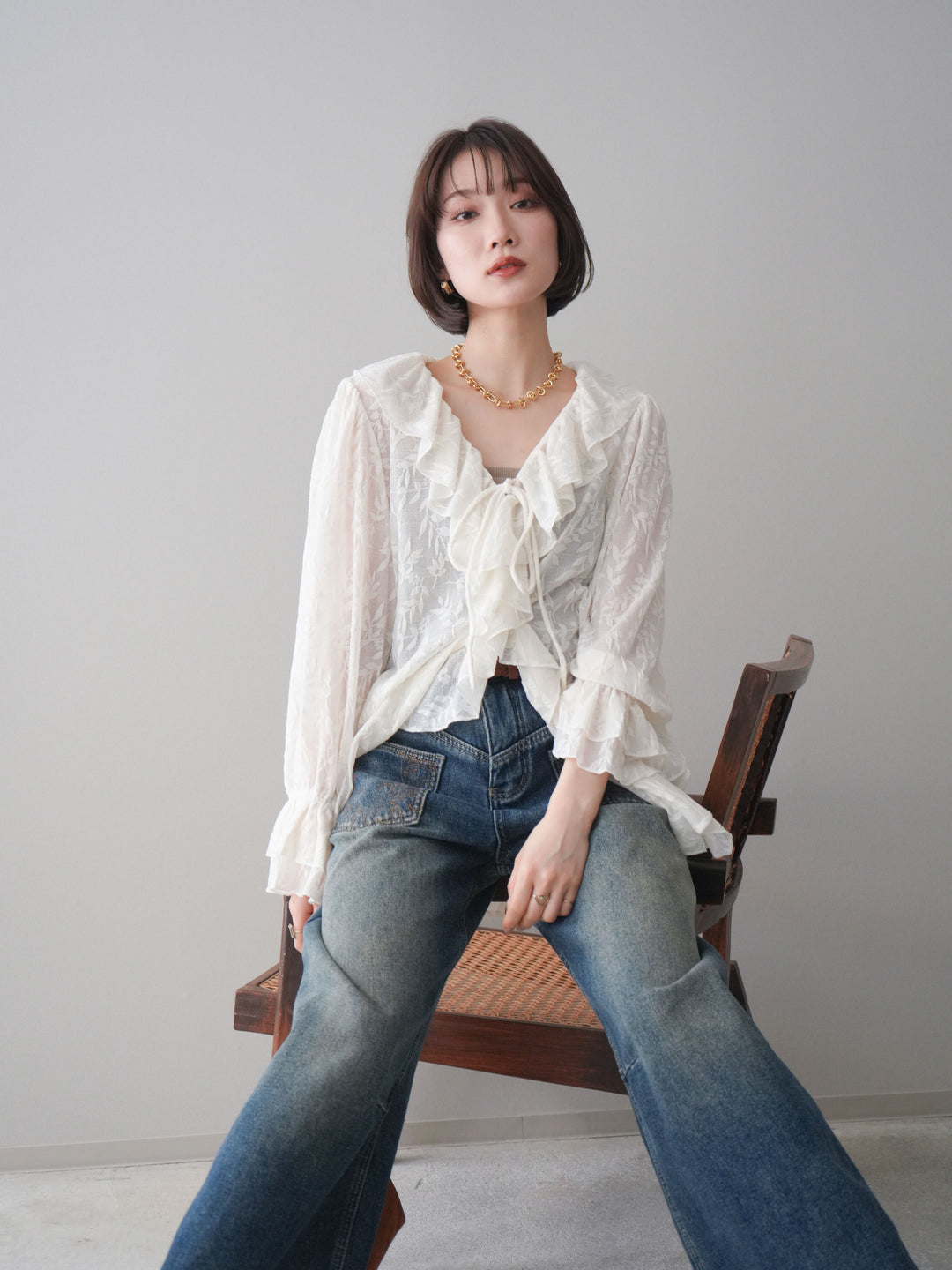 [予約]ラッフルレーススリットブラウス/ivory