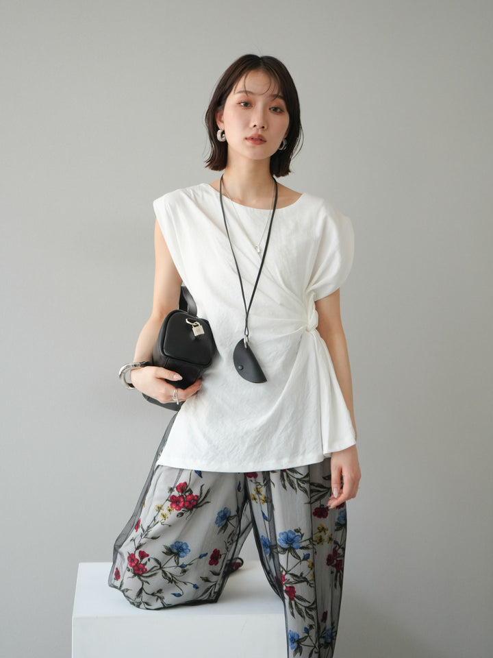 [SET] 側扭法式上衣+植物圖案休閒褲+繩繡薄紗疊穿褲（3件套裝）