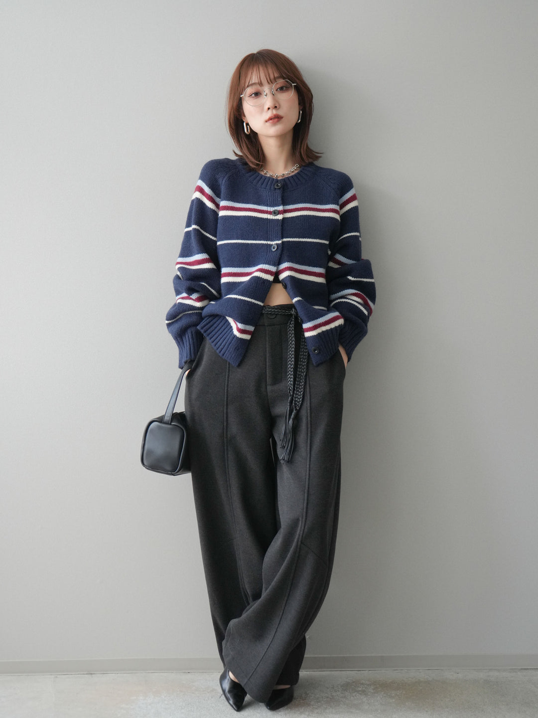 [予約]ベルト付裏起毛センターシームカーブパンツ/black