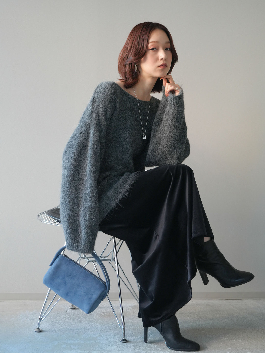 [SET]透かしデザインニットプルオーバー+ベルベットナロースカート(2set)