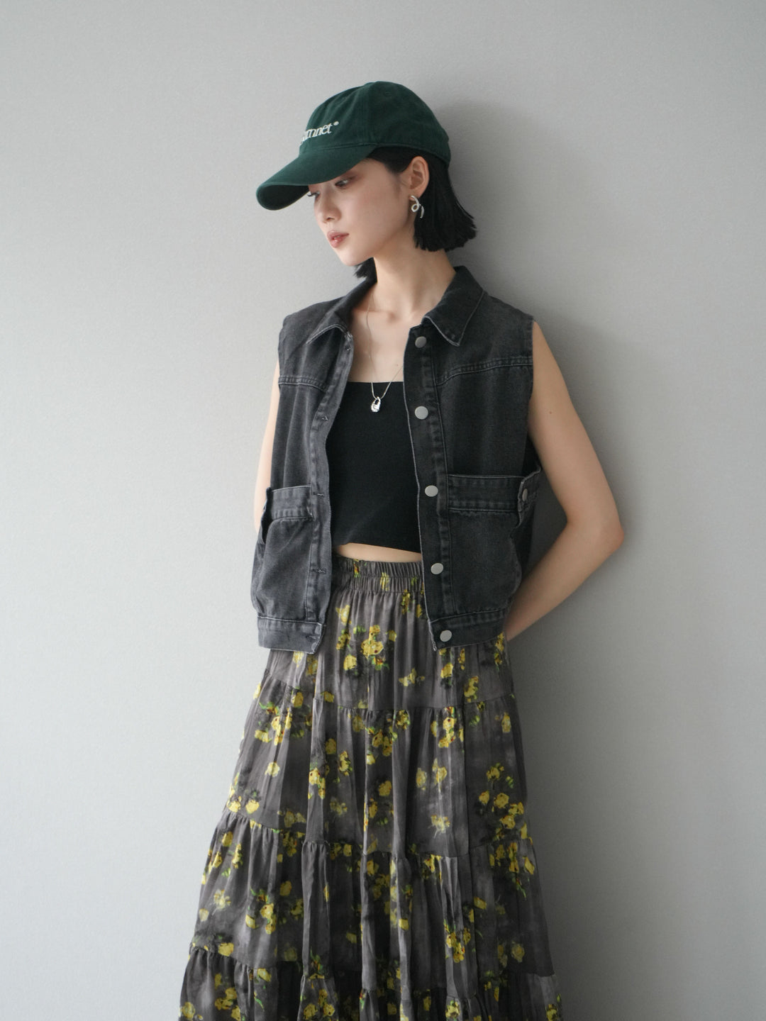 【預購】口袋設計牛仔無袖外套/黑色