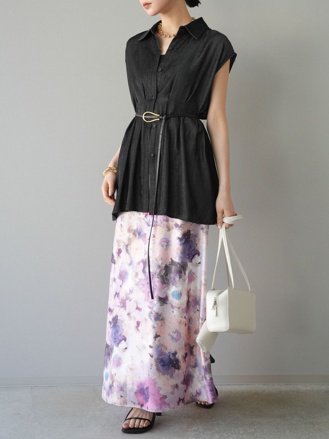 【預訂】天絲牛仔收腰無袖上衣/黑色