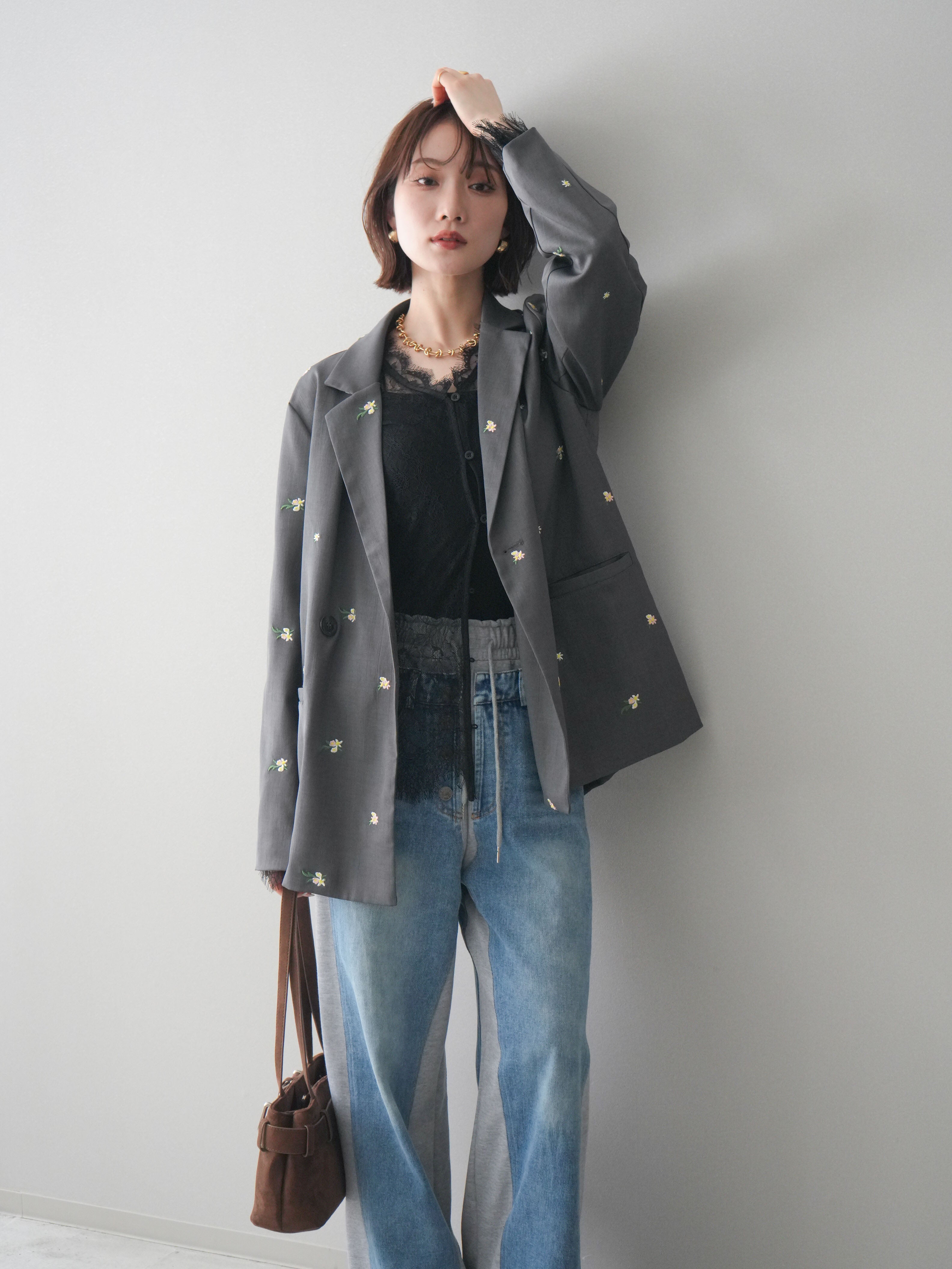 予約]フラワー刺繍テーラードジャケット/gray – Lumier