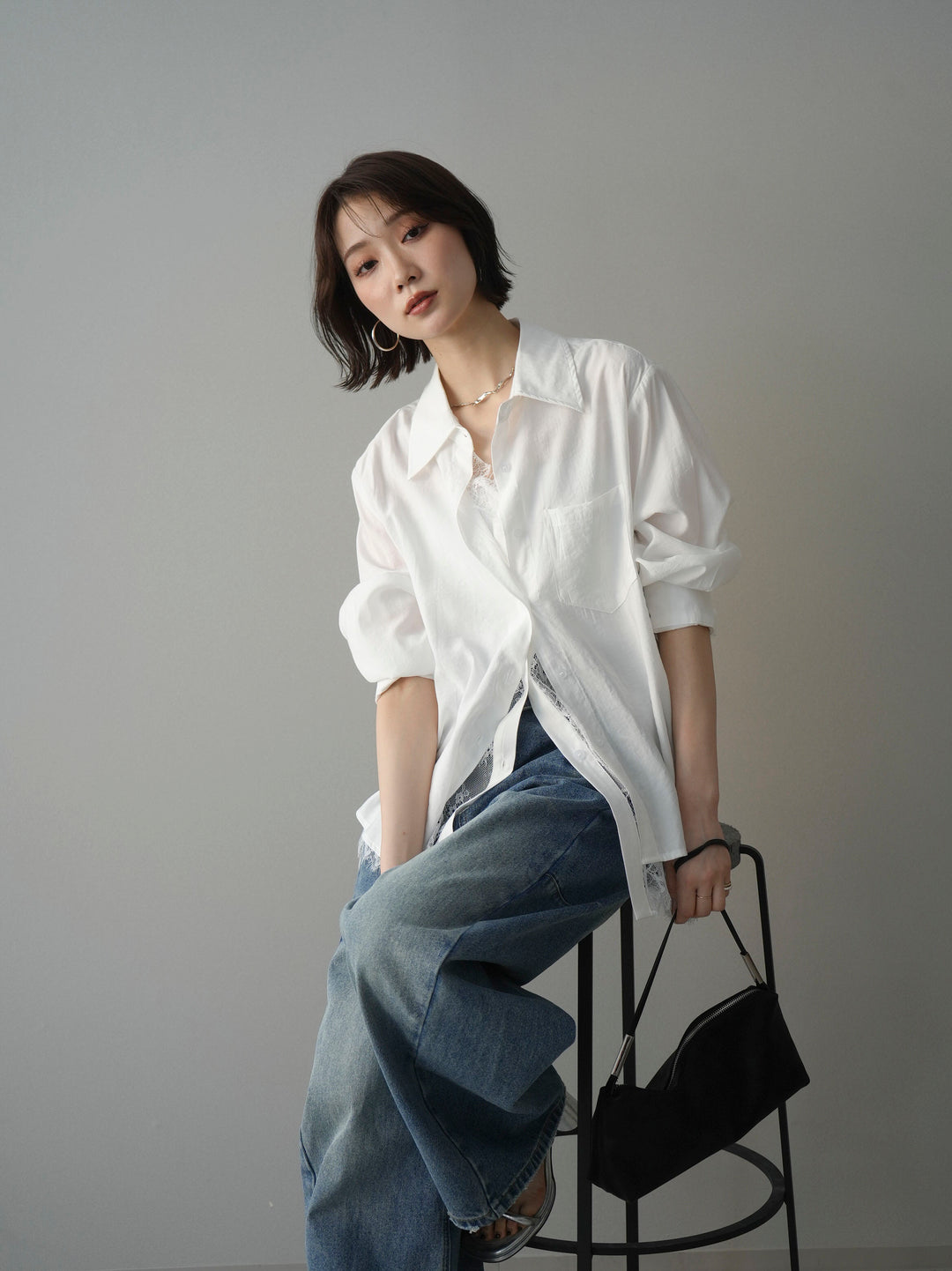 [予約]レイヤードデザイン裾レースブラウス/white