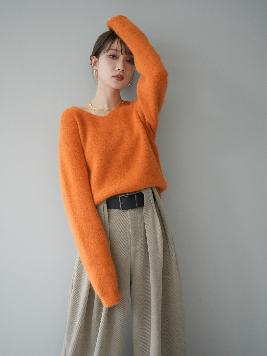 [予約]シュシュ付きアンゴラタッチVネックニットプルオーバー/orange