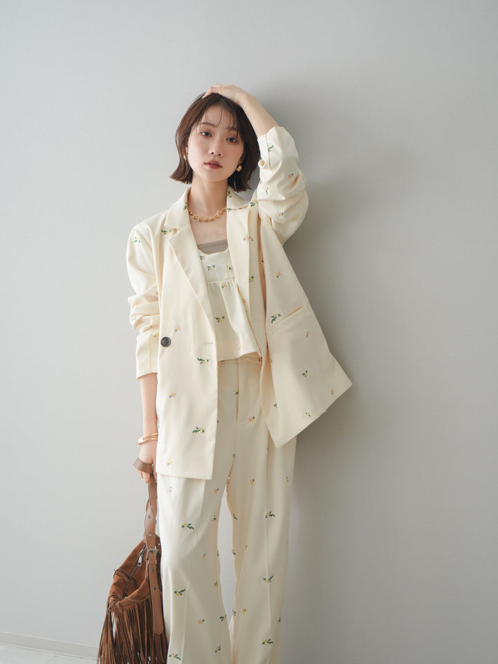 [予約]フラワー刺繍テーラードジャケット/ivory