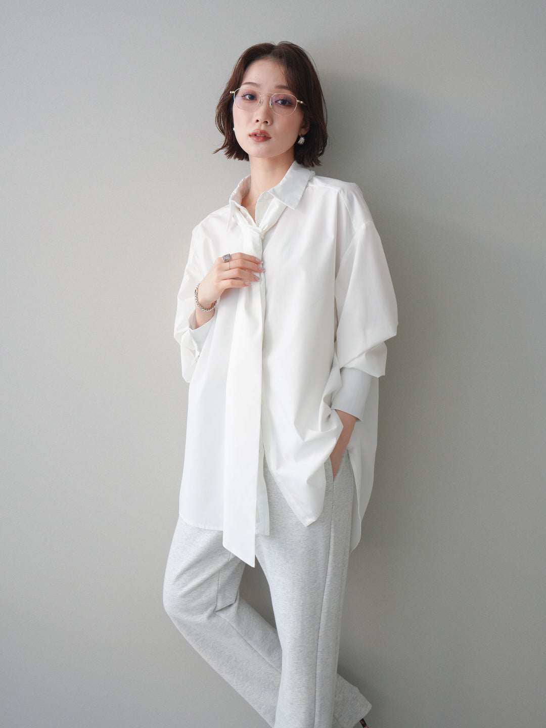 [SET]ボウタイ付オーバーシャツ+選べるアクセセット(2set)