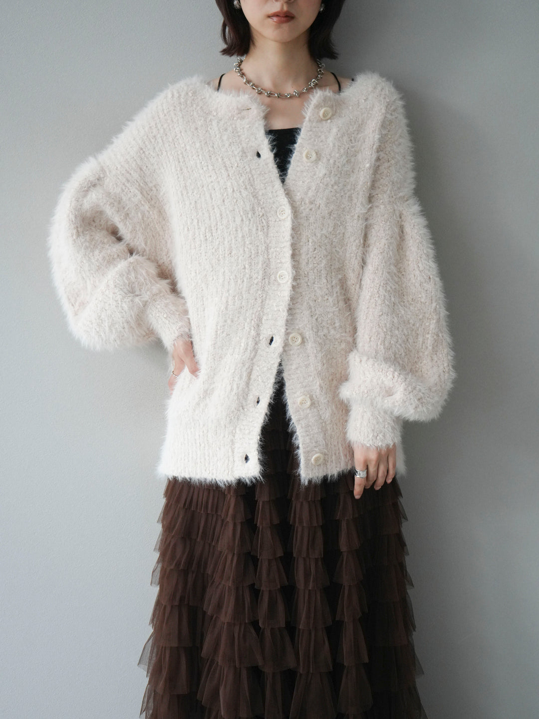[預購] 圓領隨機毛絨開襟衫/本色