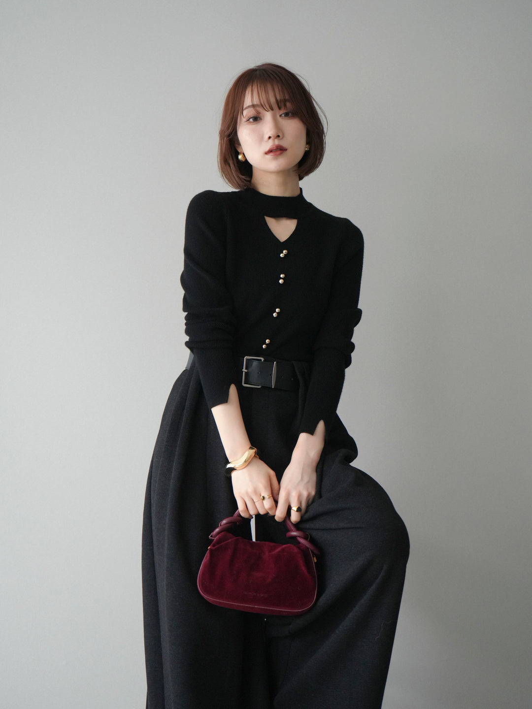 [予約]チョーカーデザインボタンリブニットトップス/black