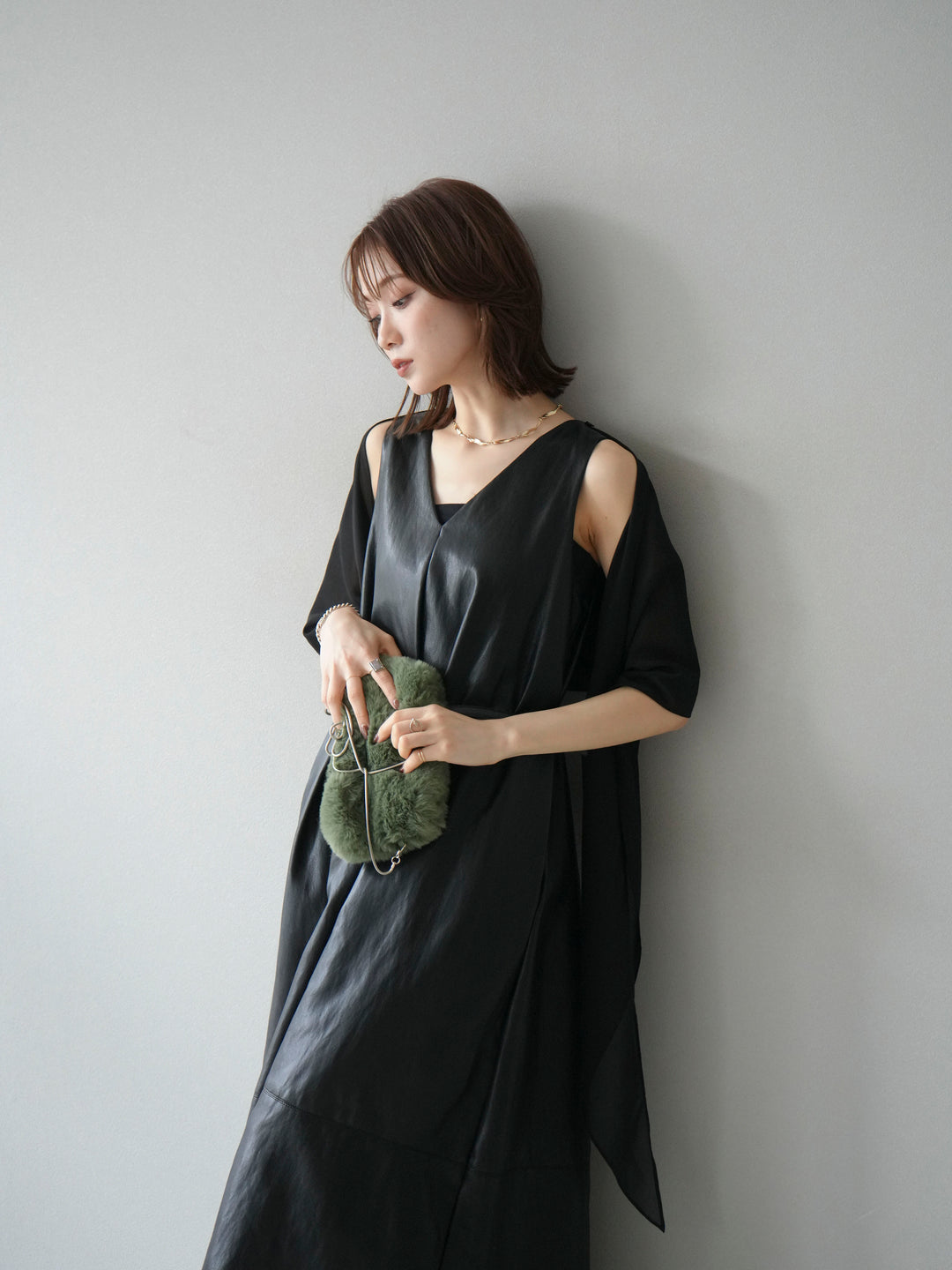 [予約]レザーAラインワンピース/ブラック