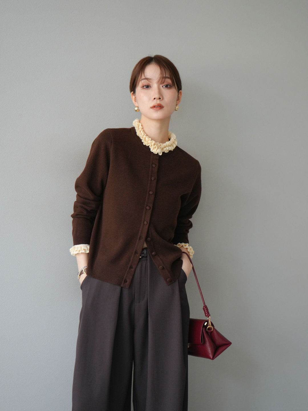 [予約]フリルデザインコンパクトニットカーディガン/ブラウン