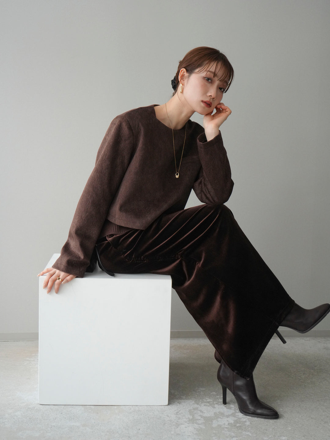 [予約]リブニットレイヤードスエードプルオーバー/brown