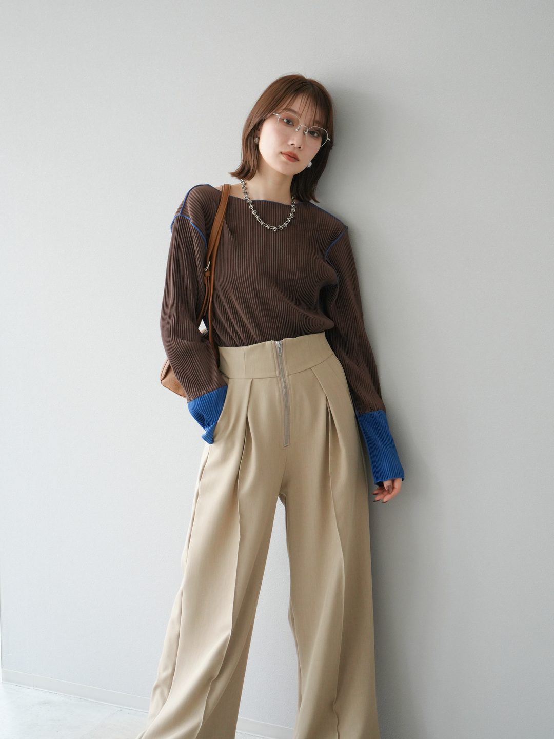 [予約]バイカラープリーツトップス/ブラウン